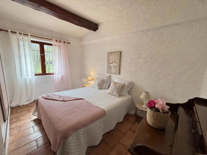 Image No.5-4 Bed House for sale