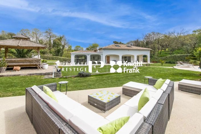 Image No.1-5 Bed House for sale