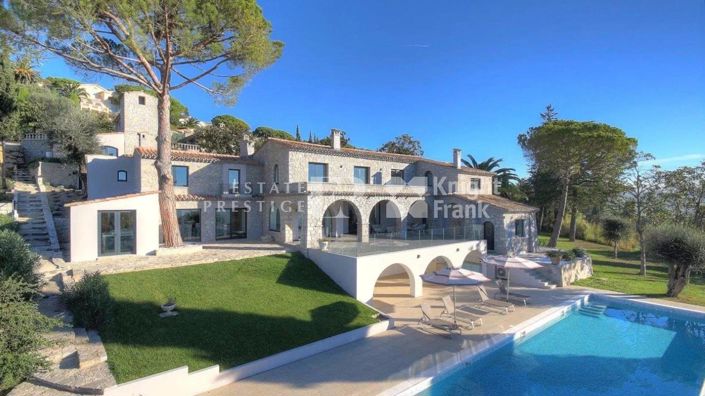 Image No.1-4 Bed House for sale