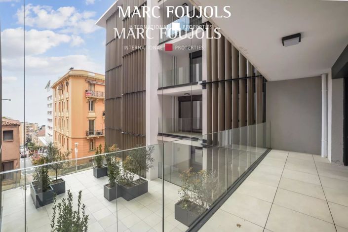 Image No.1-1 Bed Property for sale