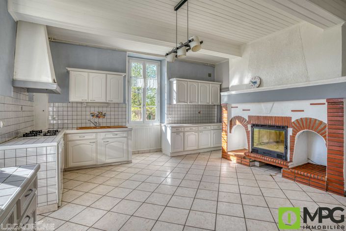 Image No.4-5 Bed House for sale