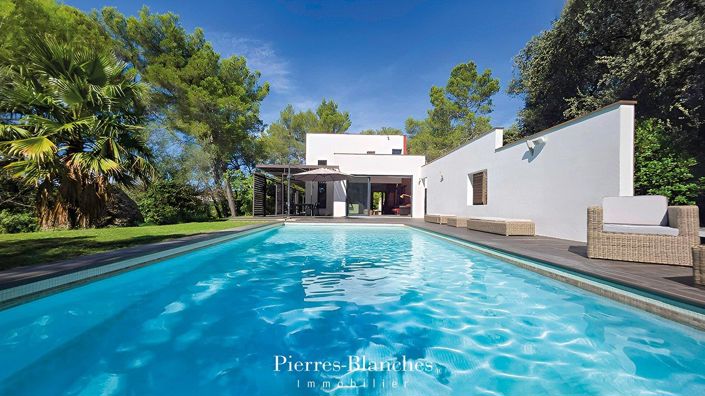 Image No.10-4 Bed House for sale