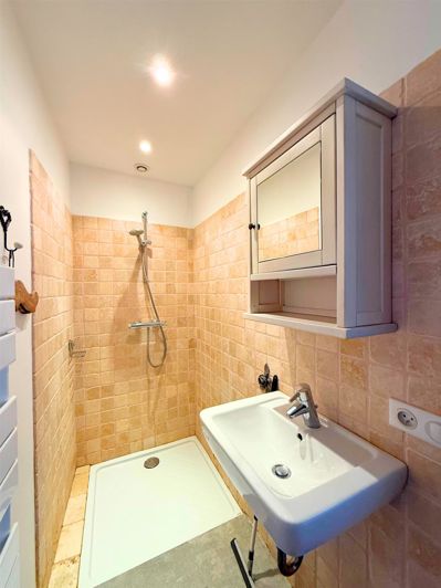 Image No.13-4 Bed House for sale