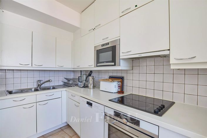 Image No.13-Appartement de 4 chambres à vendre à Paris