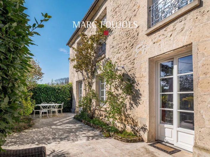 Image No.1-4 Bed House for sale