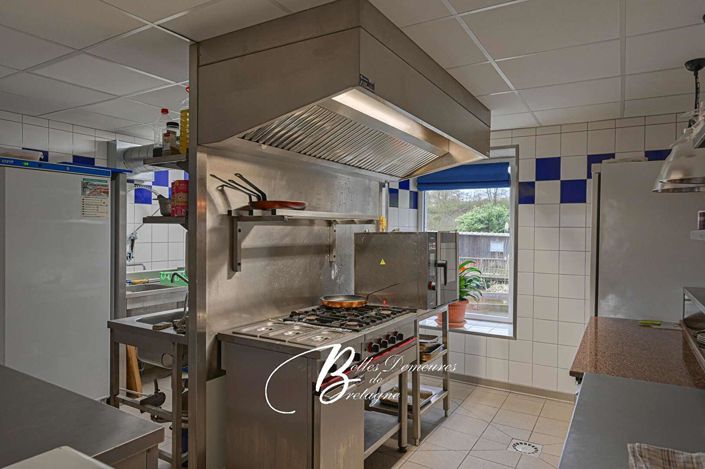 Image No.10-6 Bed House for sale