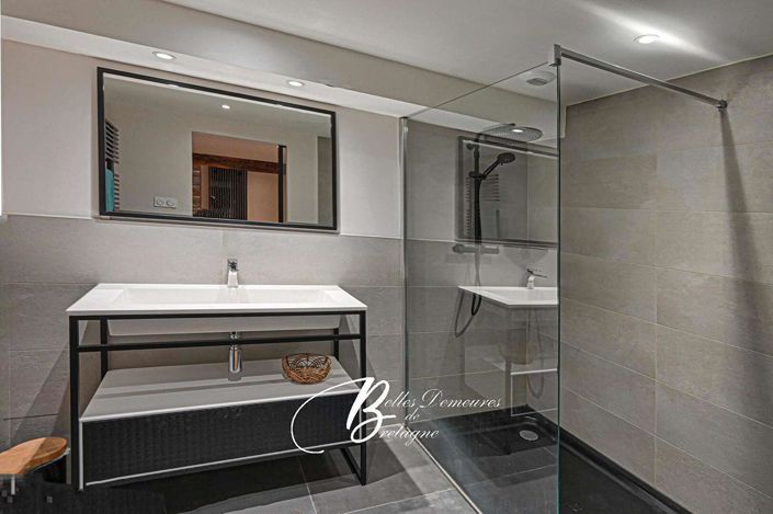 Image No.13-6 Bed House for sale