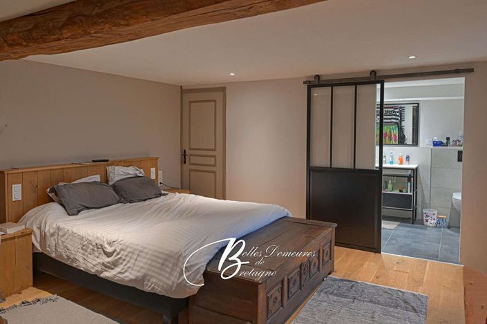 Image No.14-6 Bed House for sale