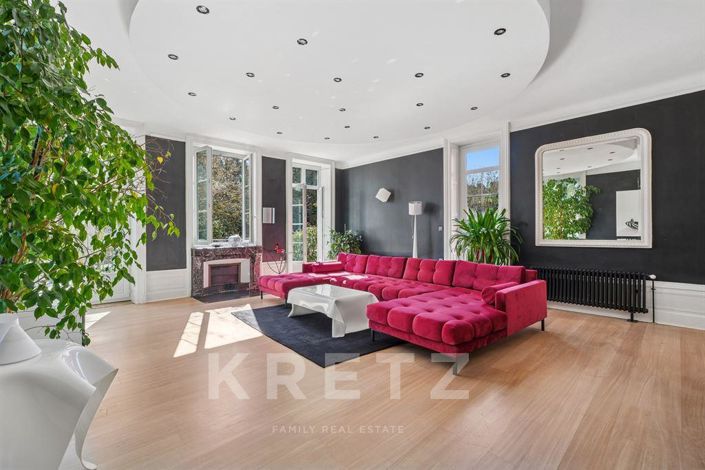 Image No.5-5 Bed House for sale