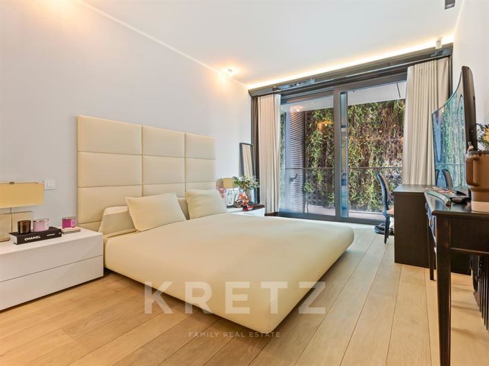 Image No.10-3 Bed Apartment for sale