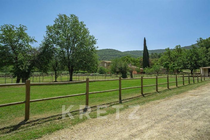 Image No.15-9 Bed House for sale