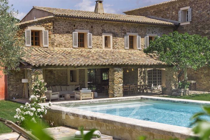 Image No.2-9 Bed House for sale