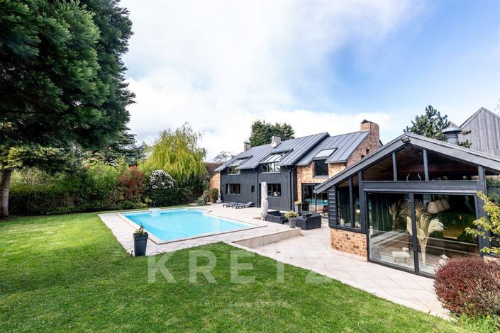 Image No.2-4 Bed Property for sale