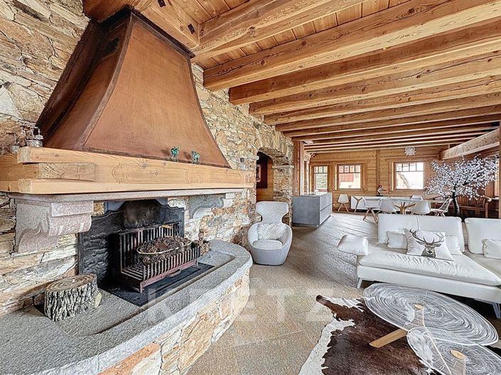 Image No.7-8 Bed House for sale