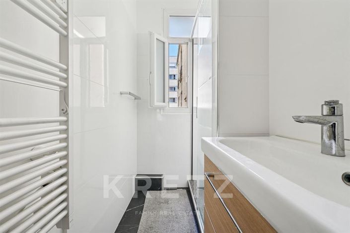 Image No.11-1 Bed Apartment for sale