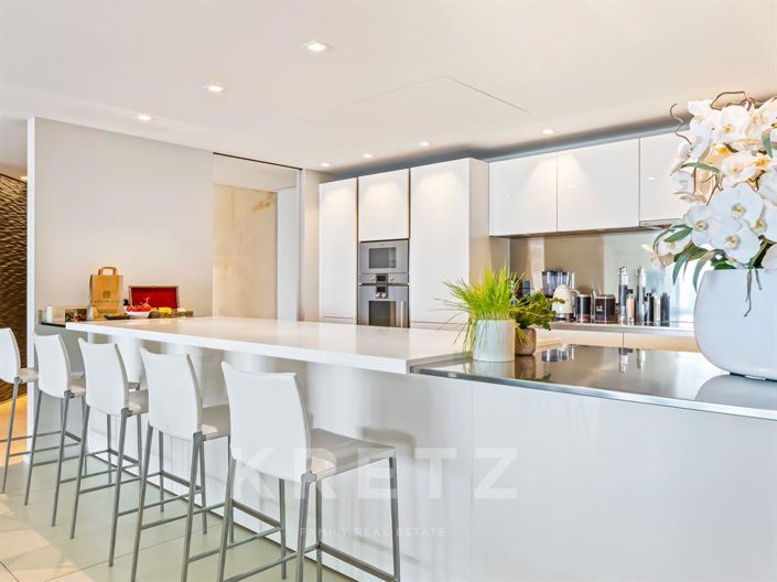 Image No.13-4 Bed Apartment for sale