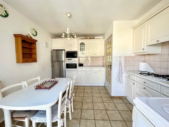 Image No.13-Propriété de 3 chambres à vendre à Sète