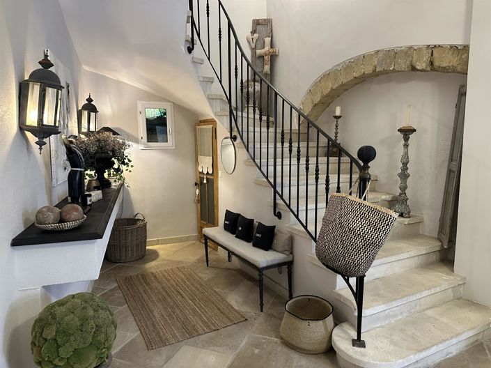 Image No.16-5 Bed House for sale