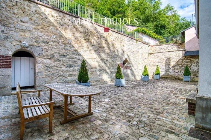 Image No.6-5 Bed House for sale