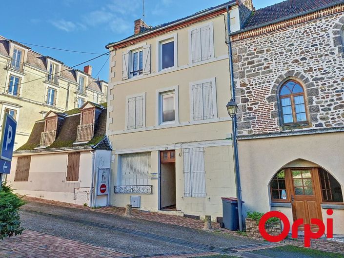 Image No.1-Propriété à vendre à Néris-les-Bains