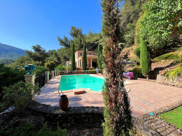 Image No.14-6 Bed House for sale