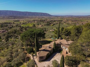 1 - Gordes, House