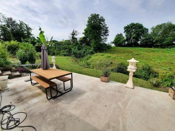 1 - Rimons, House
