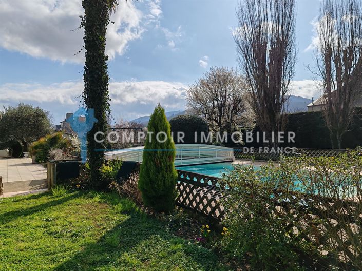 Image No.6-4 Bed House for sale