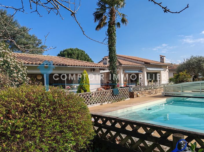 Image No.9-4 Bed House for sale