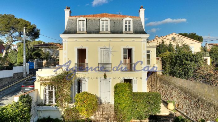 Image No.1-Maison de 6 chambres à vendre à Saint-Raphael