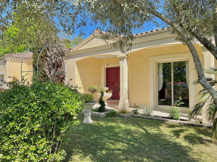 Image No.1-3 Bed House for sale