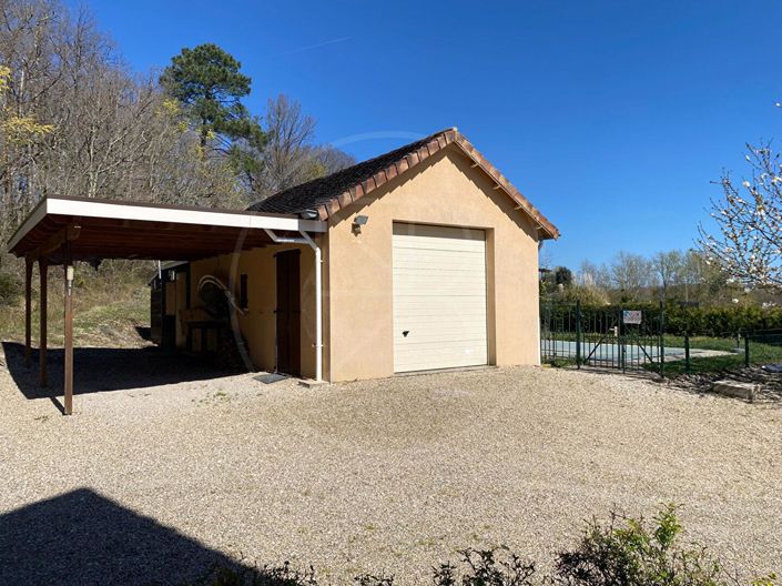 Image No.17-4 Bed House for sale