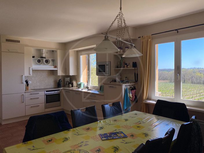 Image No.6-4 Bed House for sale