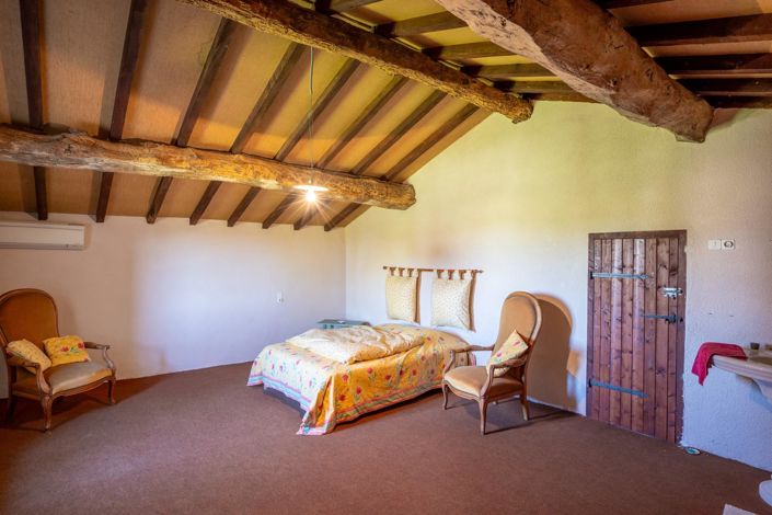 Image No.12-4 Bed House for sale