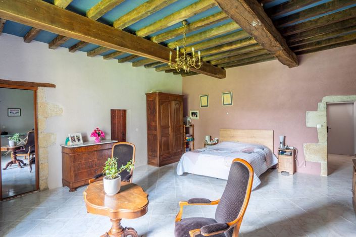 Image No.14-4 Bed House for sale