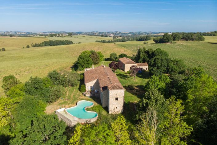 Image No.2-4 Bed House for sale