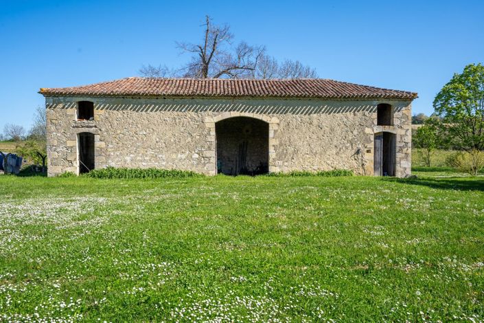 Image No.3-4 Bed House for sale