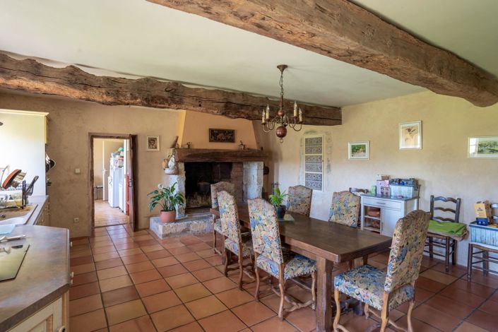 Image No.9-4 Bed House for sale