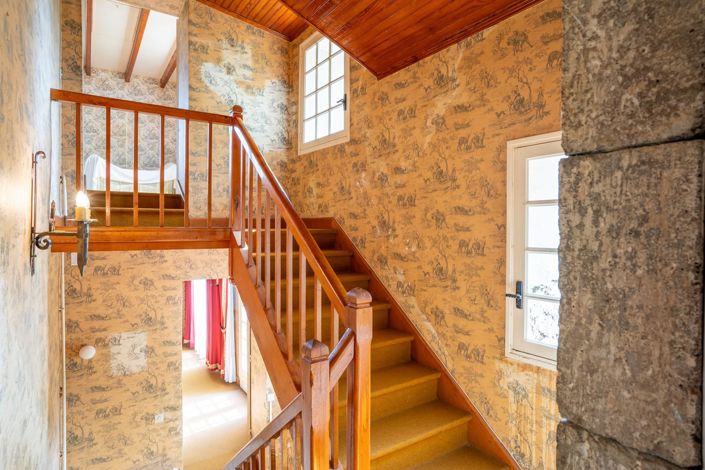 Image No.12-4 Bed House for sale