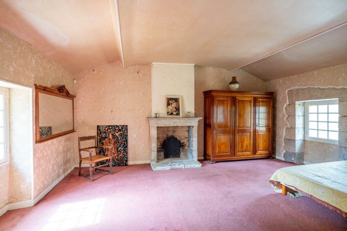Image No.13-4 Bed House for sale