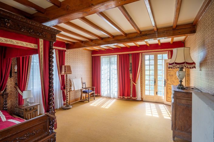 Image No.15-4 Bed House for sale