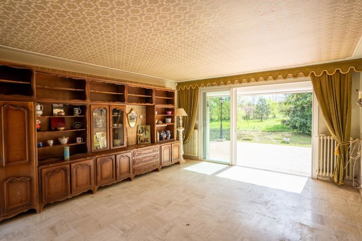 Image No.8-4 Bed House for sale