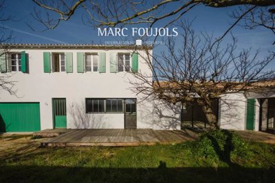 1 - Loix, House