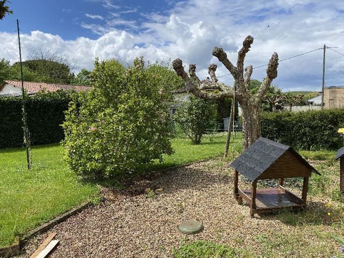 Image No.9-2 Bed House for sale