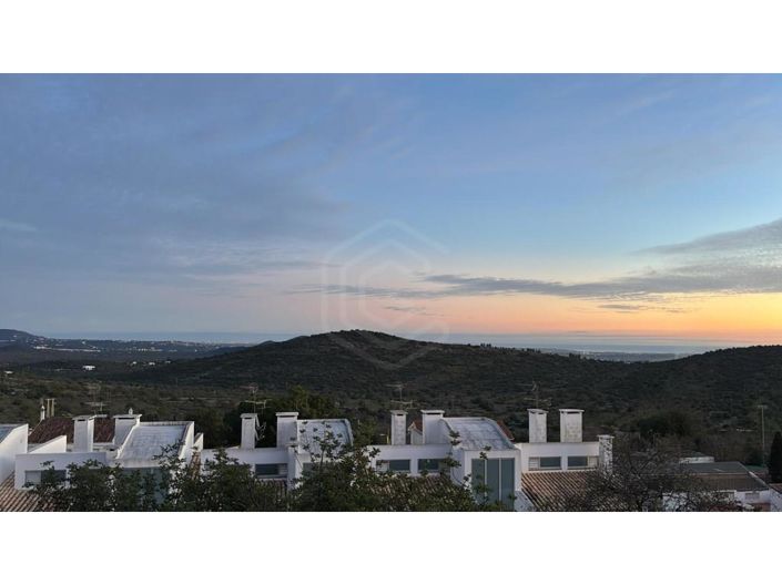 Image No.21-3 Bed House for sale