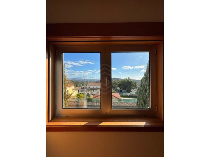 Image No.22-3 Bed House for sale