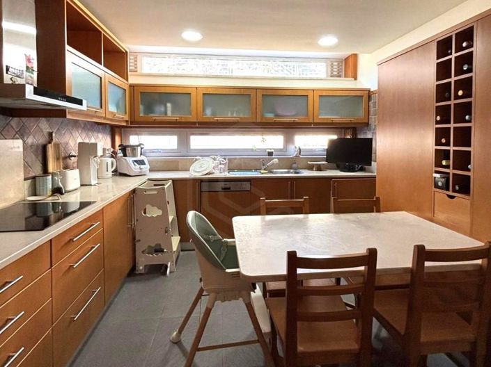 Image No.4-3 Bed House for sale