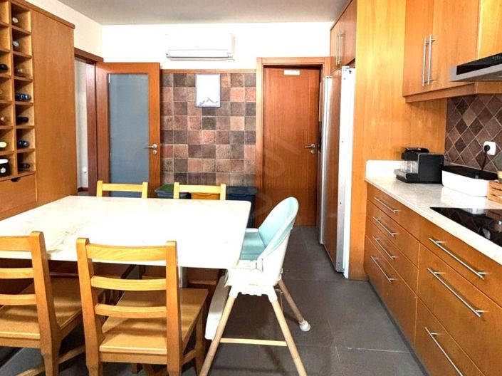 Image No.6-3 Bed House for sale