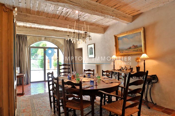 Image No.11-5 Bed House for sale