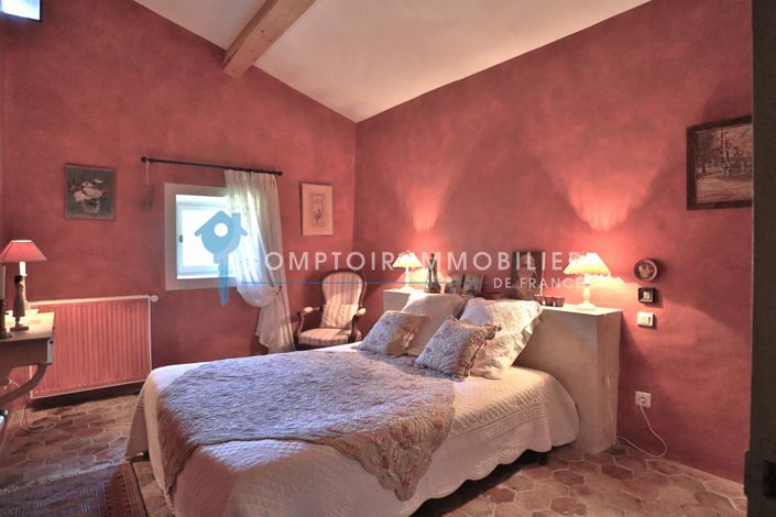 Image No.16-5 Bed House for sale